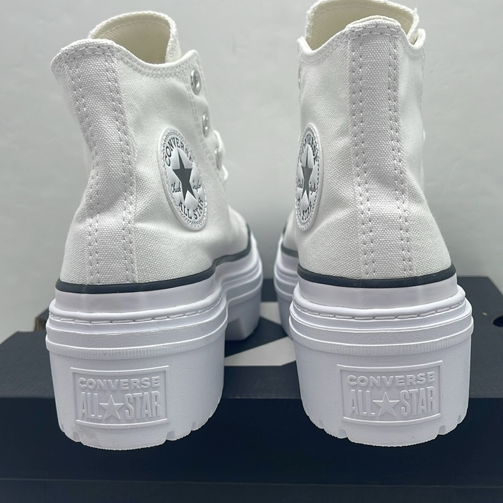 Converse WMNS High-Top Platform Sneakers A10364C
CTAS LUGGED HEEL HI WHITE/BLACK - Picture 13 of 16
